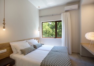 Somnia Villa! With private pool, close to amenities, nature's revitalisation!