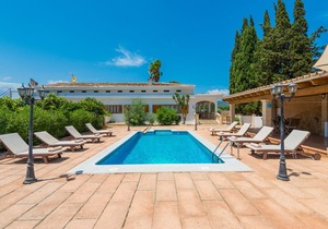 Son Valenti - Four Bedroom Villa, Sleeps 8