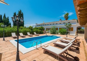 Son Valenti - Four Bedroom Villa, Sleeps 8