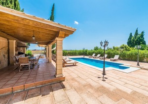 Son Valenti - Four Bedroom Villa, Sleeps 8