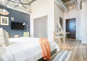 Sonder at REVEL | Queen Studio Apartment