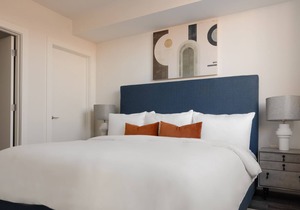 Sonder Europa | Two-Bedroom Apartment w/ Balcony
