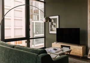 Sonder South Wabash | Queen Studio Apartment