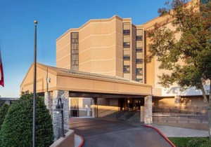 Sonesta Hotel Houston IAH Airport