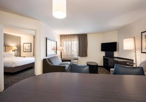 Sonesta Simply Suites Denver West Federal Center