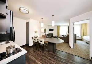 Sonesta Simply Suites Detroit Ann Arbor