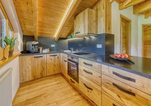 Sonnige Ferienwohnung, geschmackvoll eingerichtet im Bayerischen Landhausstil