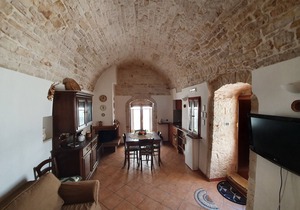 Sotto L'arco House