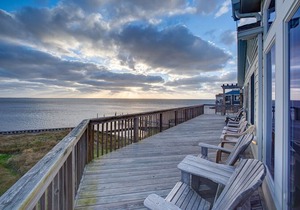 Sound of Silence - Alluring 4 Bedroom SoundFront Home in Frisco