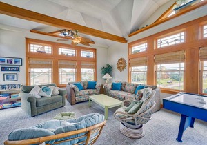 Sound of Silence - Alluring 4 Bedroom SoundFront Home in Frisco