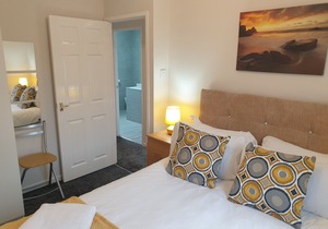 South Shield's Hidden Gem Diamond House Sleeps 6 G