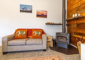 Spa Pool Serenity - National Park Holiday Home