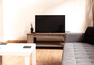 Spacious 1 bed Liverpool St Apartment