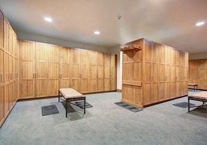 Spacious 1Br Ski in/Ski Out the Top of Bachelor Gulch! by RedAwning