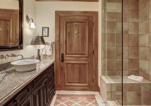 Spacious 1Br Ski in/Ski Out the Top of Bachelor Gulch!