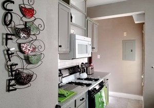 Spacious (2/1, 1100 sqf) - 5 -15 minutes to Airport, Downtown, SeaWorld, etc.