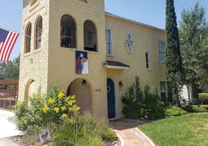 Spacious (2/1, 1100 sqf) - 5 -15 minutes to Airport, Downtown, SeaWorld, etc.