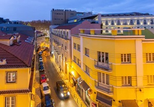 Spacious 2 Bed Apt - Only 100m from Av. Liberdade!