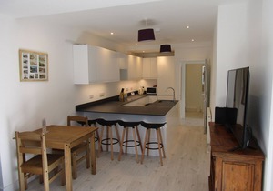 Spacious 2 bed flat with free Parking in Rottingdean
