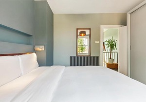Spacious 2 Bed House, Sleeps 6 nr Kennington