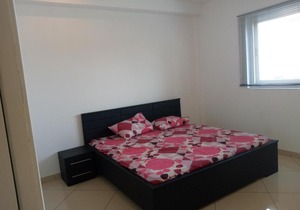 Spacious 2 bedroom Apartment with swimming pool