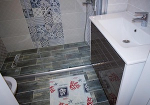 Spacious 2 Bedroom for 5 With Mountain View. Free Wifi