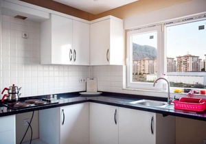 Spacious 2 Bedroom for 5 With Mountain View. Free Wifi