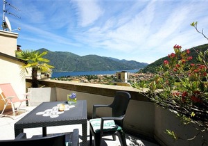 Spacious 3-room apartment with sunbath and panoramic view