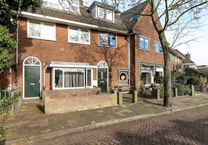 Spacious 4 bedroom house in Hilversum