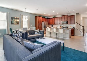 Spacious 5 Bed Splash Pool Townhome in Solara-1618CPC
