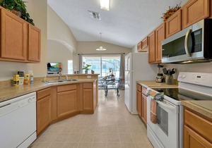 Spacious 5 Bedroom Private Pool Resort Home