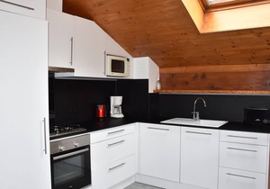 Spacious 5-Room Duplex with Large Terrace, Parking, Near Shops and Cable Car in Champagny-en-Vanoise