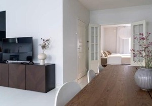Spacious and central apartment with private sauna