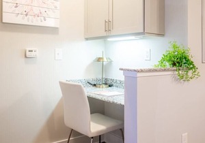 Spacious and Comfy 1BR with Workspace+Gym+Parking