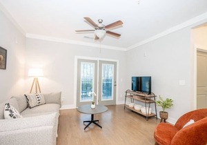 Spacious and Comfy 1BR with Workspace+Gym+Parking