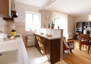 Spacious and fully equipped two bedroom apartment in a great location in Porec near the beach