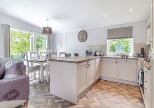 Spacious and very comfortable stylish lodge with one double with en suite shower and two twin.
