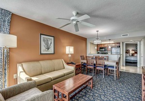 · Spacious Angle Oceanfront - Indoor Waterpark, Multiple Pools, Free Wifi