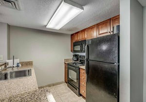 · Spacious Angle Oceanfront - Indoor Waterpark, Multiple Pools, Free Wifi