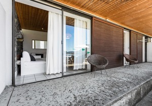 Spacious Apartment in Pognana Lario with Pool
