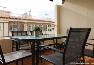 Spacious apartment for 6 people - center - air conditioning - WiFi - parking - beach 250 meters