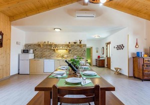 Spacious Apartment in Pazin with Pool