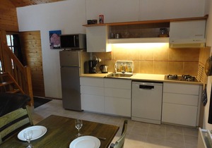 Spacious apartment of 70m2/6p. in chalet well located 500m from the village of Allos