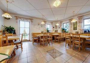 Spacious Apartment with Sauna in Schonsee