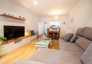 Spacious Central Old Town Apartment