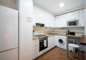Spacious Central Old Town Apartment