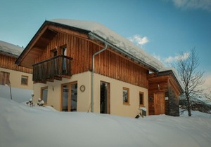 Spacious Chalet in Annaberg-Lungötz with Sauna