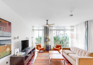 Spacious Condo W/ High-Speed WiFi, Shared Pool & Beach Access!
