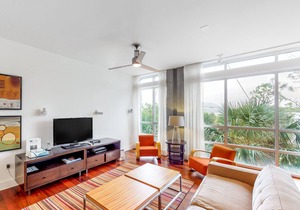 Spacious Condo W/ High-Speed WiFi, Shared Pool & Beach Access!