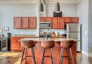 Spacious Downtown Owosso Loft